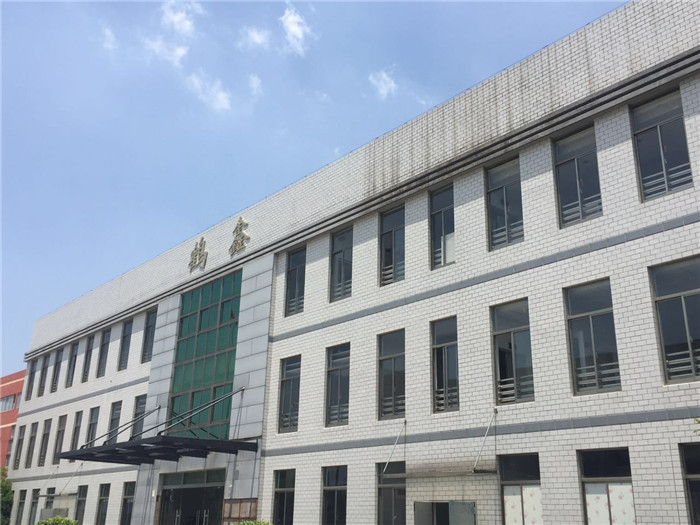 鶴鑫機(jī)械：光榮與夢想 一個(gè)行業(yè)標(biāo)桿企業(yè)的誕生